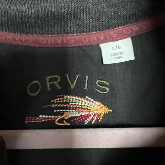 Orvis Black and Burgundy Men's Vest - Picture 3 of 3